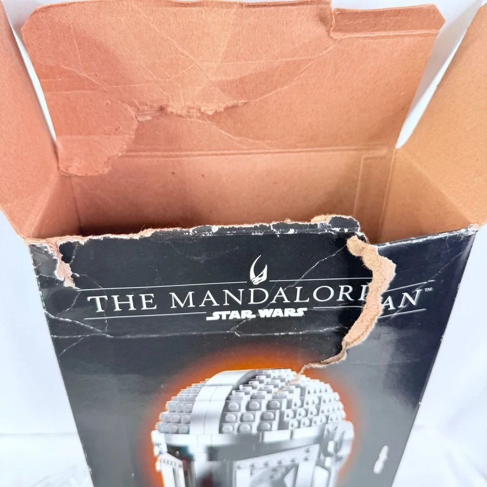 LEGO Star Wars The Mandalorian‎ Helmet Set 75328 Partial Build Open Box 584 pcs